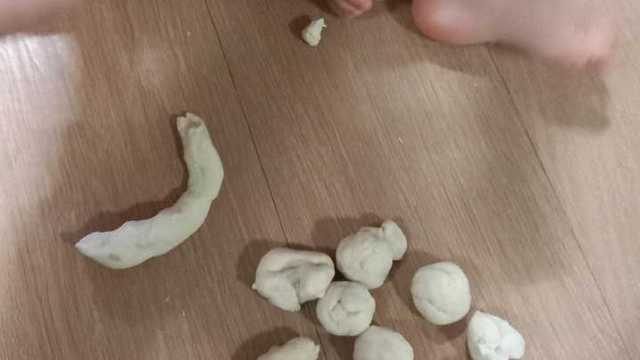 아기 촉감놀이 크루톡 실제 사진 커버