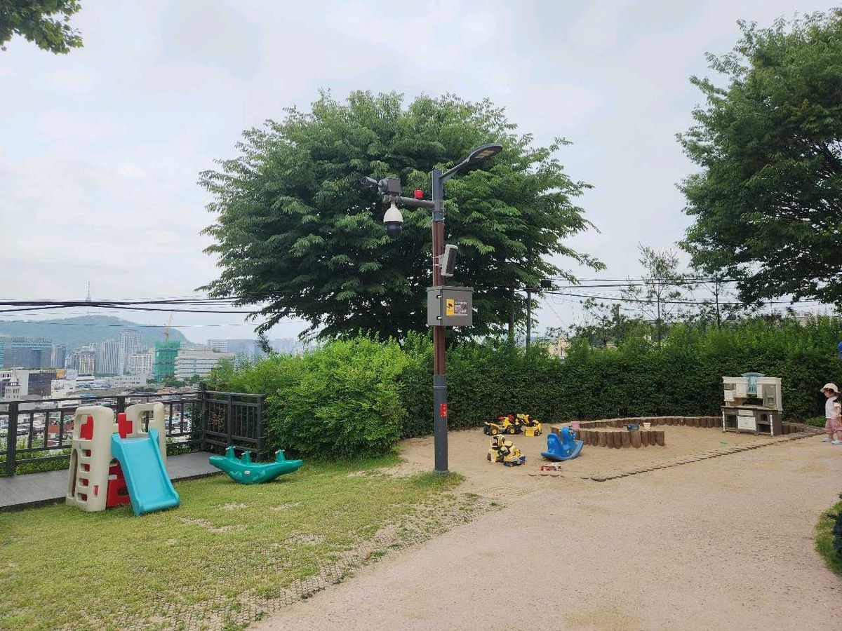 산마루놀이터 방문 사진 2