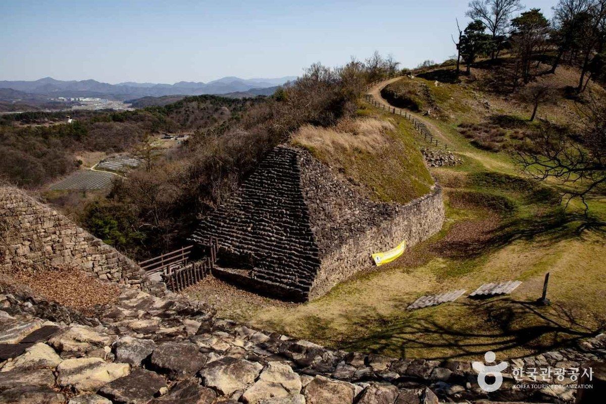 삼년산성 전경
