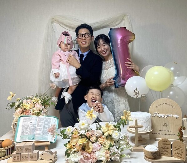 [MOM터뷰] "육아는 퇴근 없어" 육아휴직 두 번 한 아빠의 이야기 - 맘스커리어