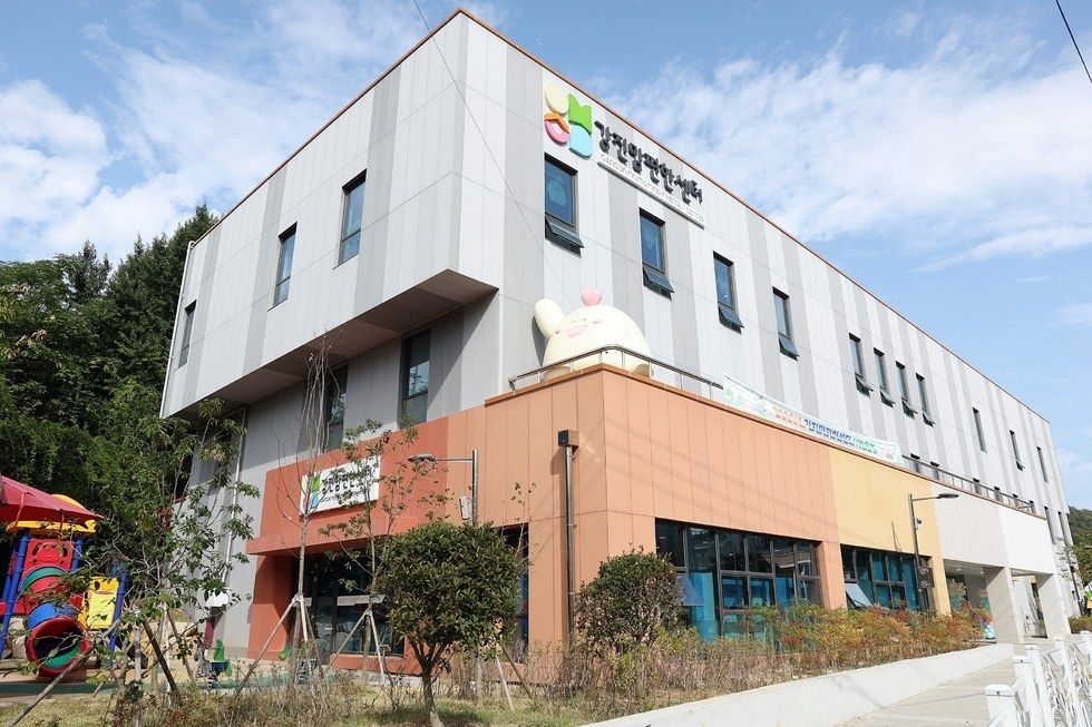 전남 강진군 맘편한센터 문 열어, 공동육아나눔터·실내놀이터·청소년 공간을 한 건물에