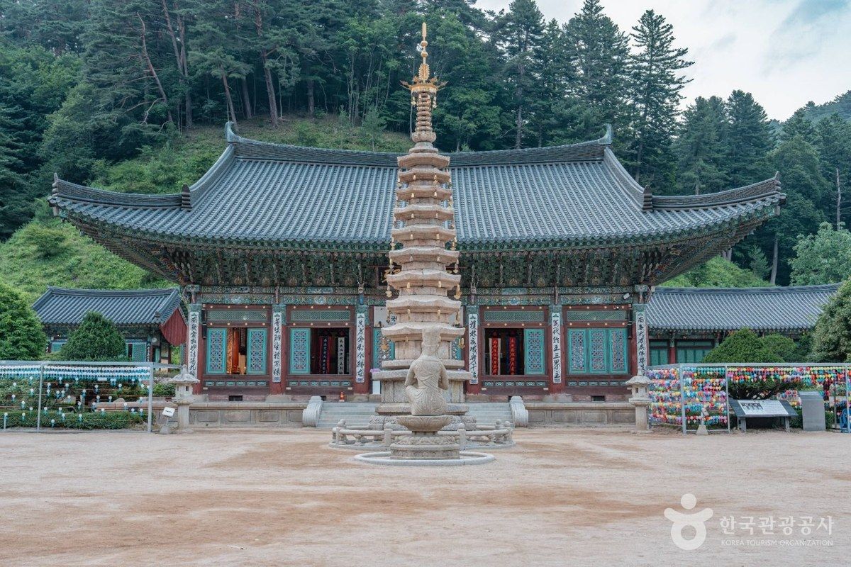 월정사 경내