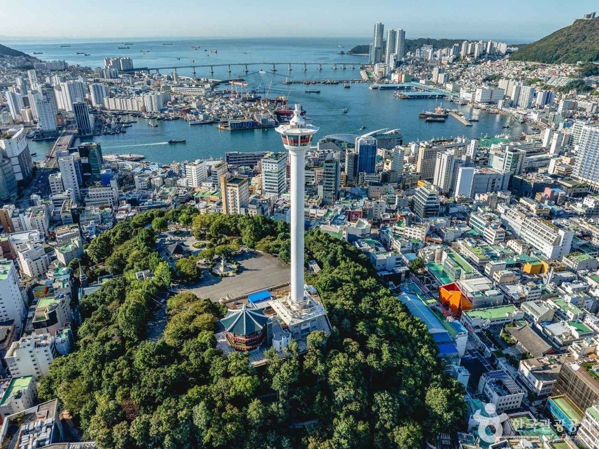 부산타워 전경