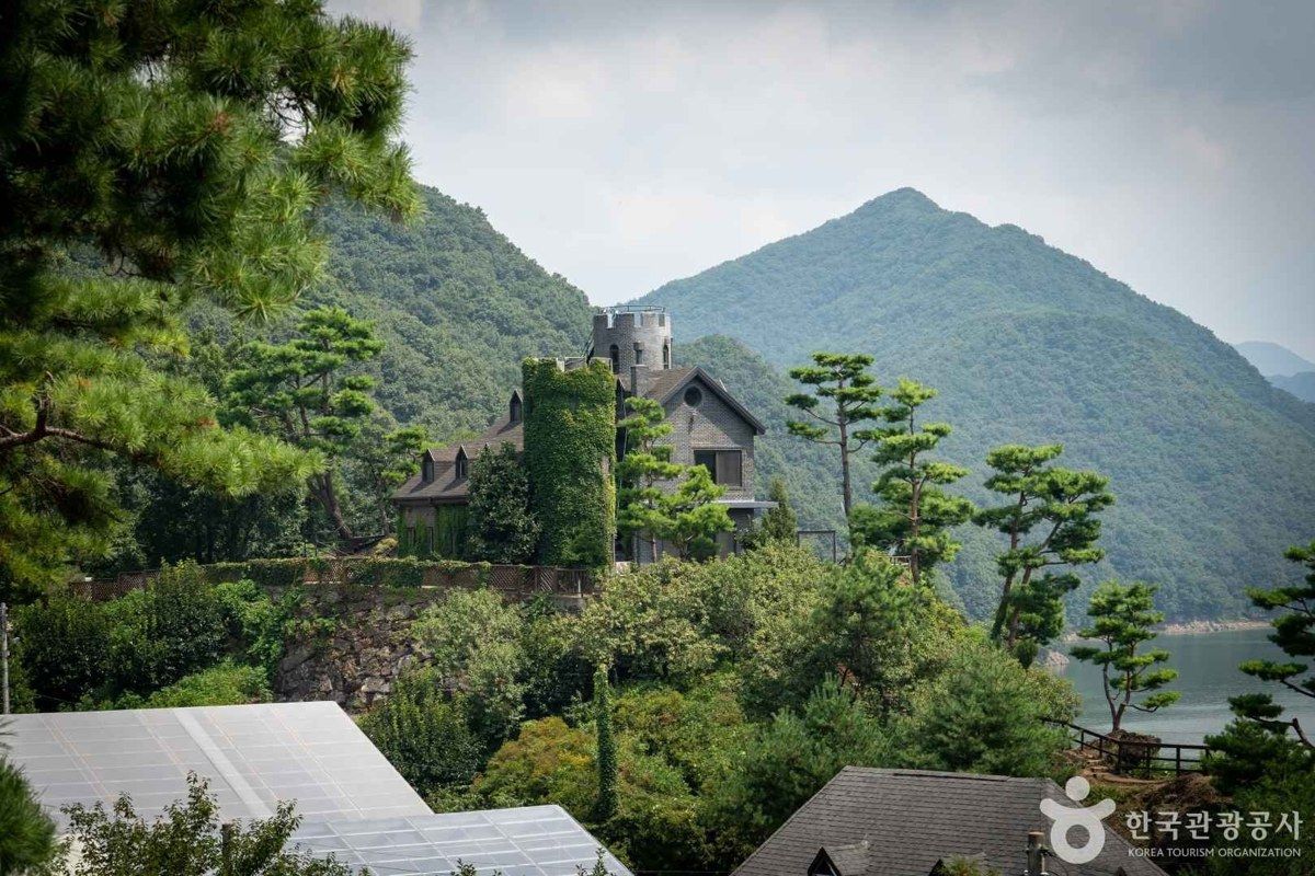 수생식물학습원 전경