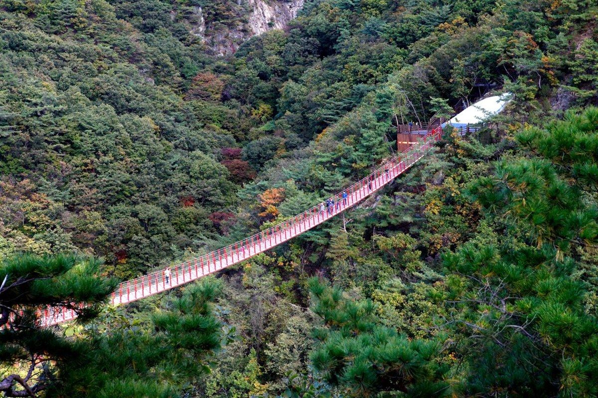 감악산 전경